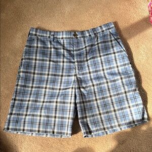 IZOD Men's Blue Plaid Shorts